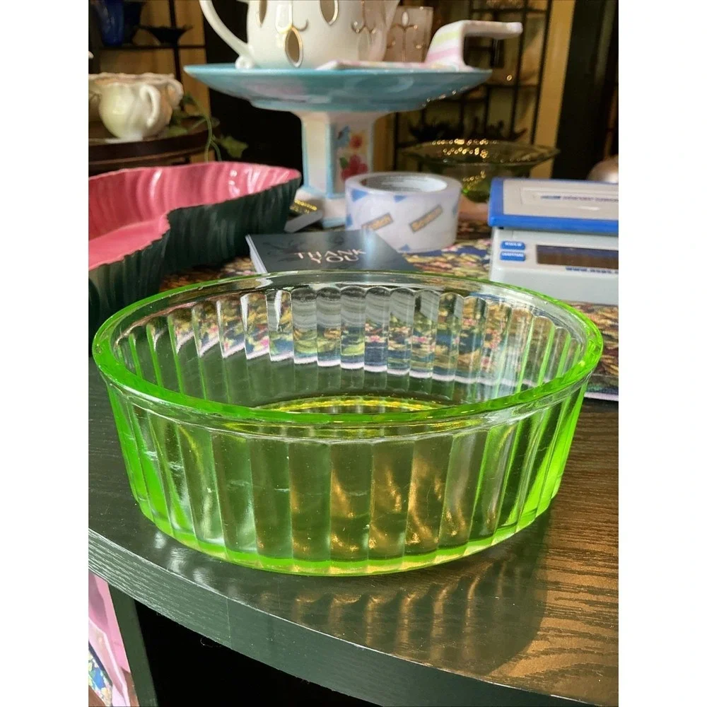 Vintage Uranium Glass Oval Ribbed Refrigerator Dish 7x5.25x2.5